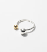 BICOLOR BALL RING