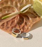 BICOLOR SIGNET RING (THIN)