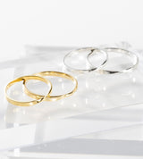 STRAIGHT FLAT ONE TWIST RING