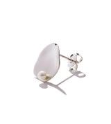 PEARL PLATE PIERCED EARRING(SINGLE)