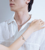 【NEW|6/26発送予定】 ハグ ネックレス 指繋ぎ ブラス