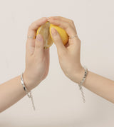 CHAIN BANGLE ONETWIST (Brass)