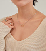 BICOLOR CIRCLE NECKLACE