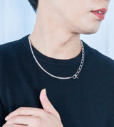 IRREGULAR CURB CHAIN NECKLACE