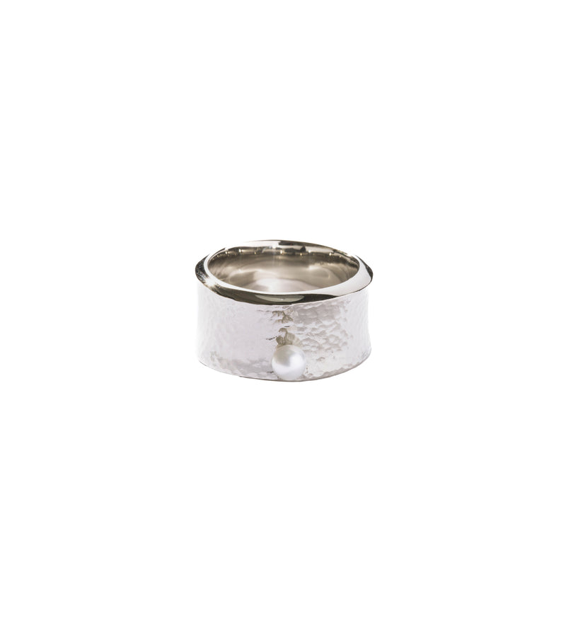 PEARL SURFACE RING