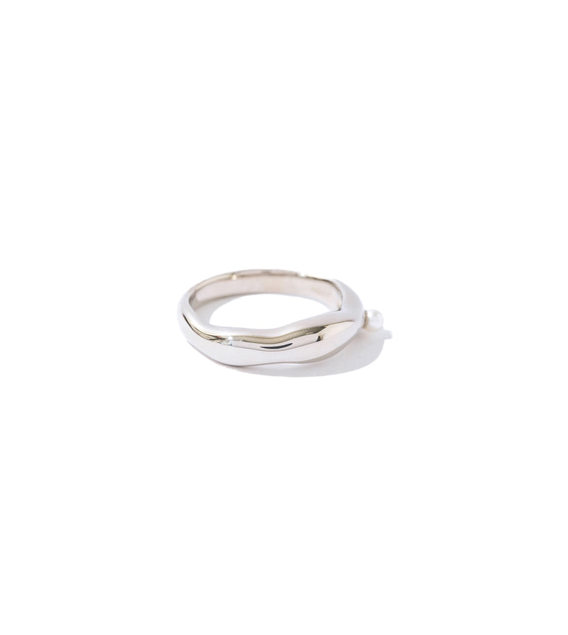 PEARL WAVE RING
