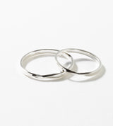 STRAIGHT FLAT ONE TWIST RING