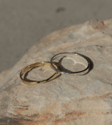 STRAIGHT FLAT ONE TWIST RING