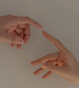 STRAIGHT FLAT ONE TWIST RING