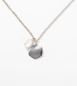 PEARL PLATE NECKLACE