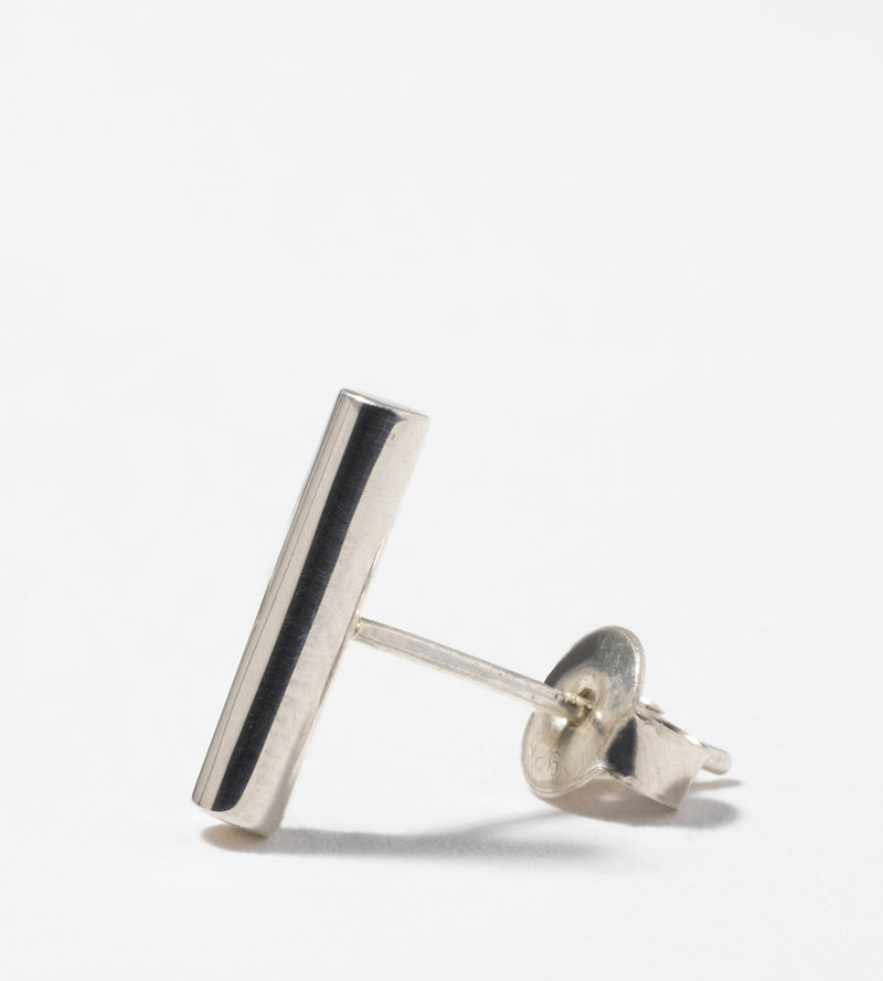 BAR PIERCED EARRING（SINGLE）