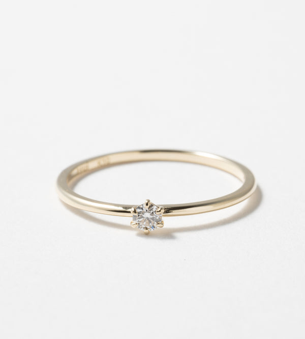 DIAMOND RING