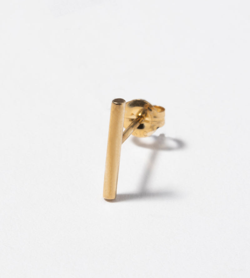 K10YG BAR PIERCED EARRING （SINGLE）