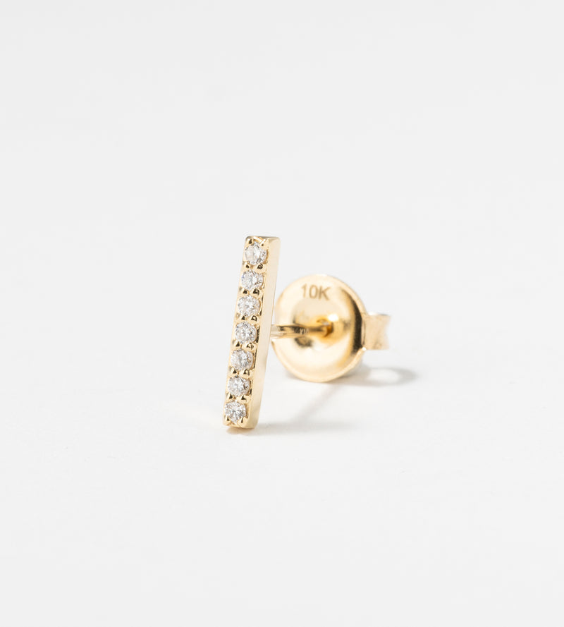 DIAMONDS LINE PIERCED EARRING（SINGLE）