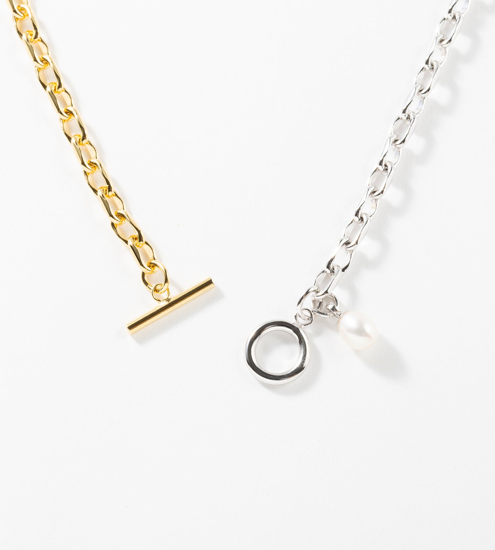 SMALL LINK CHAIN PEARL CHARM NECKLACE
