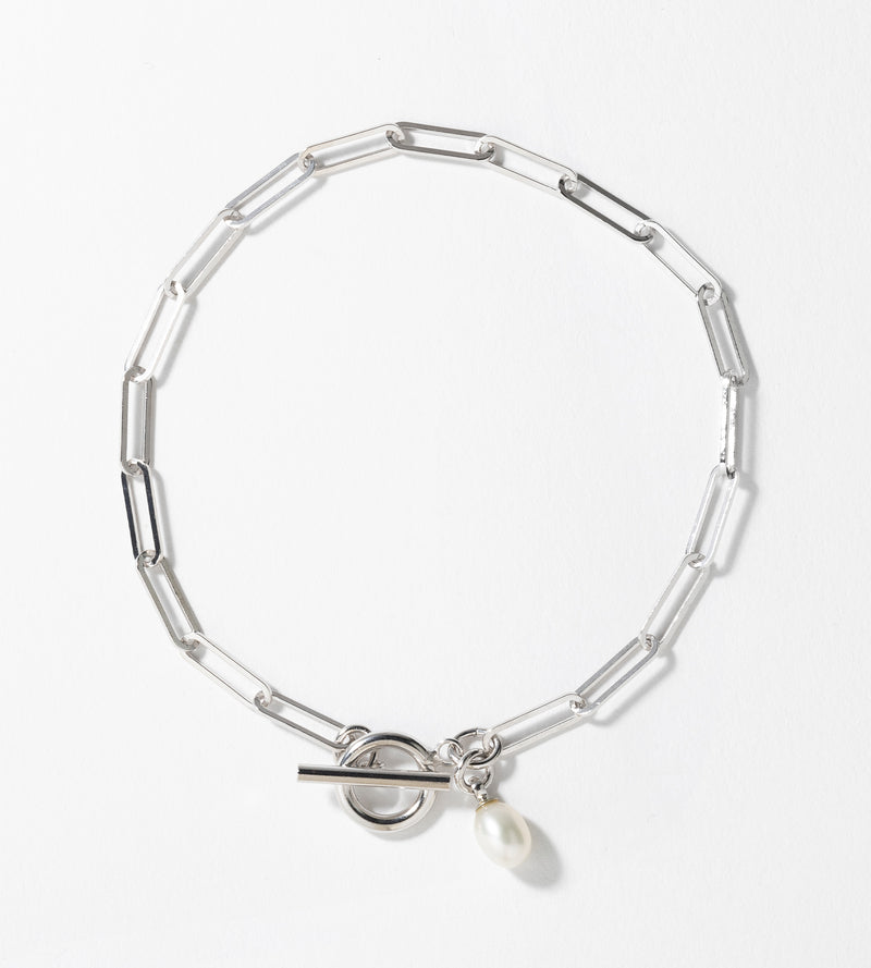 SQUARE CHAIN PEARL CHARM BRACELET