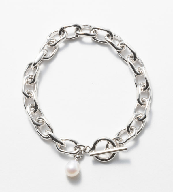 LINK CHAIN LARGE PEARL CHARM BRACELET