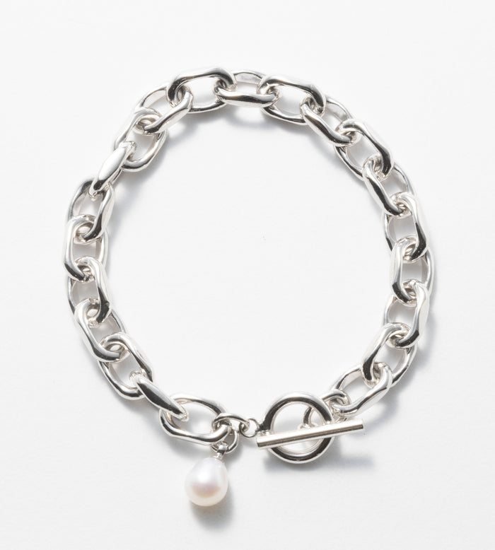 LARGE LINK CHAIN PEARL CHARM BRACELET