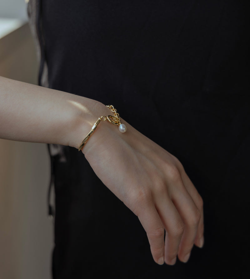 【予約注文】CHAIN PEARL BANGLE (Brass)