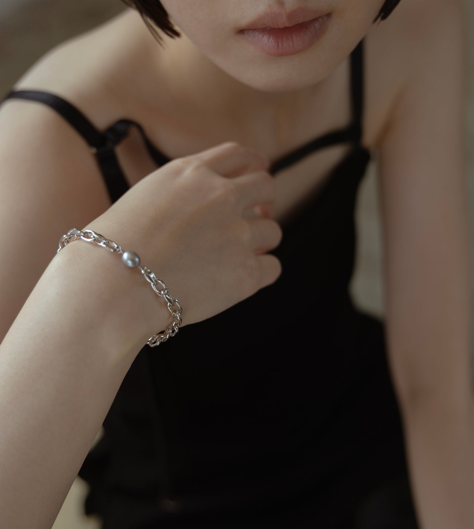 tsui CHAIN PEARL BANGLE プレーン 750014_2_1600x.jpg?v=1745226466