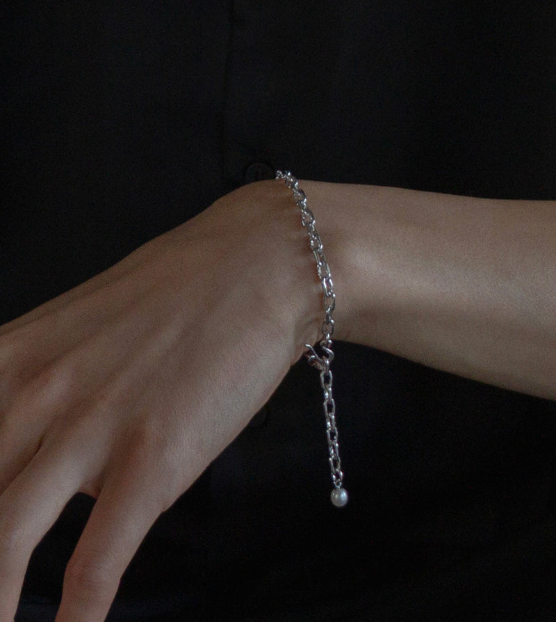 LINK CHAIN END PEARL BRACELET