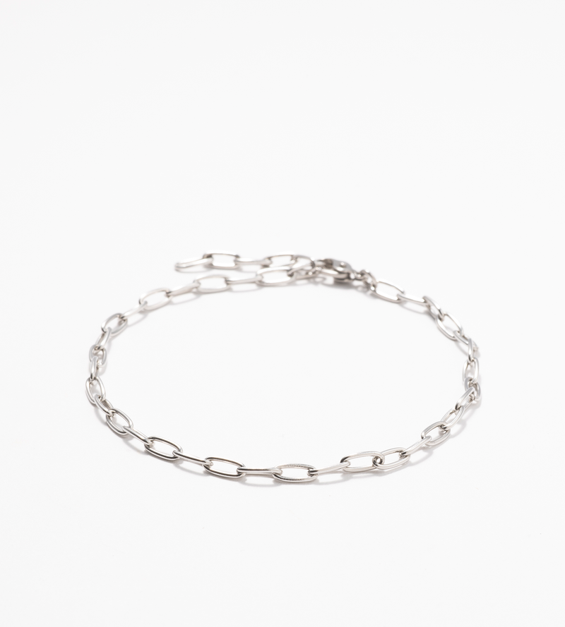 TIMELESS STAINLESS HOOK CHAIN BRACELET