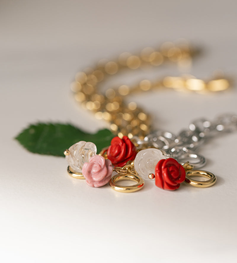 【専用】本物のお花のリング ・キーホルダー・ネックレス・ブレスレット さくらシェイプジュエリー】花芳-hanakaori-（両吊りネックレス） ネックレス・ペンダント