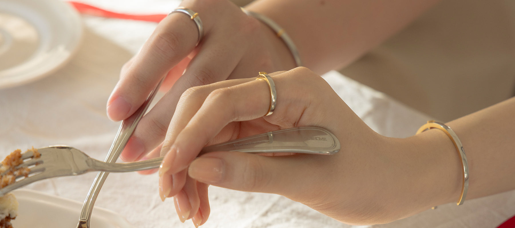 FASHION WITHOUT BORDERS