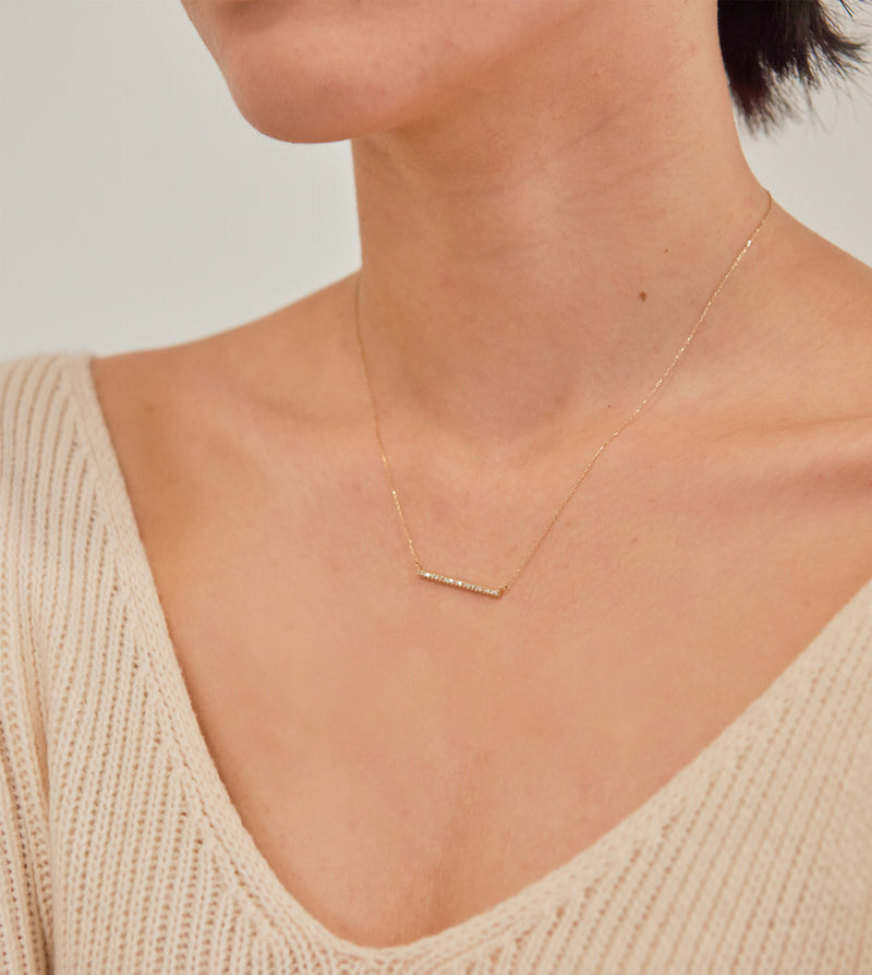 DIAMONDS LINE NECKLACE