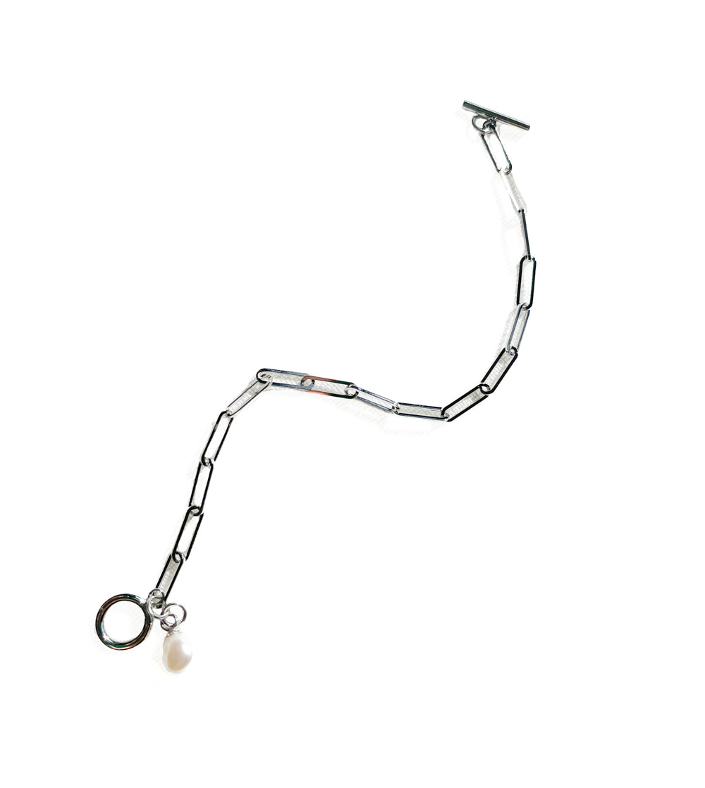 SQUARE CHAIN PEARL CHARM BRACELET - tsui